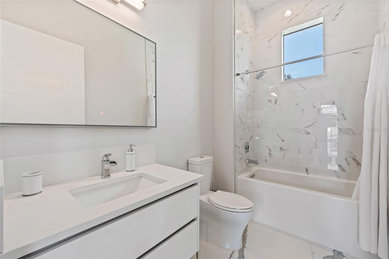 6159 Harbour Town Court, Orlando, FL 32819 Photo