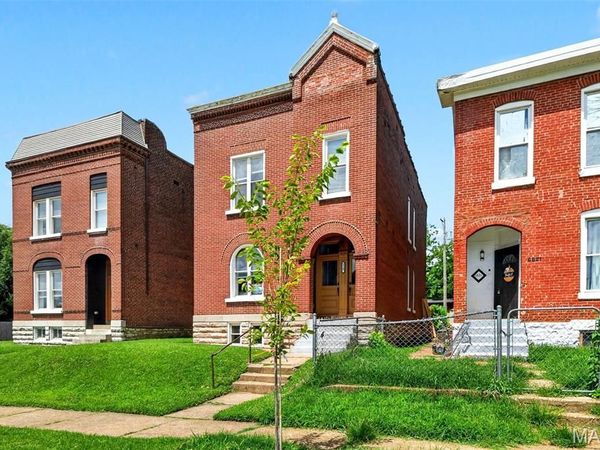 6823 Minnesota Avenue, St Louis, MO 63111