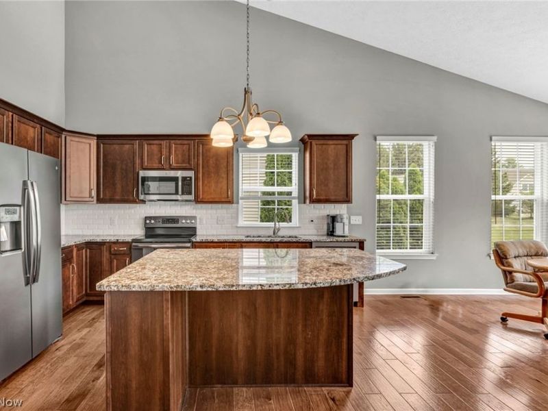 33243 Waterview Court, Avon Lake, OH 44012 Photo 5
