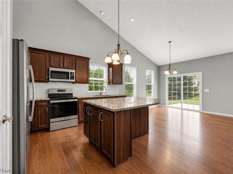 33243 Waterview Court, Avon Lake, OH 44012 Photo 8