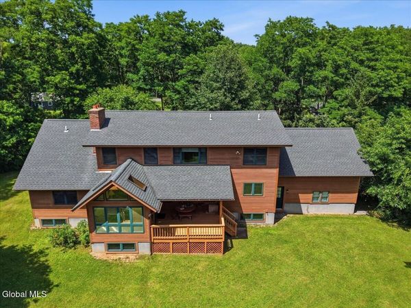 586 Altamont Road, New Scotland, NY 12009
