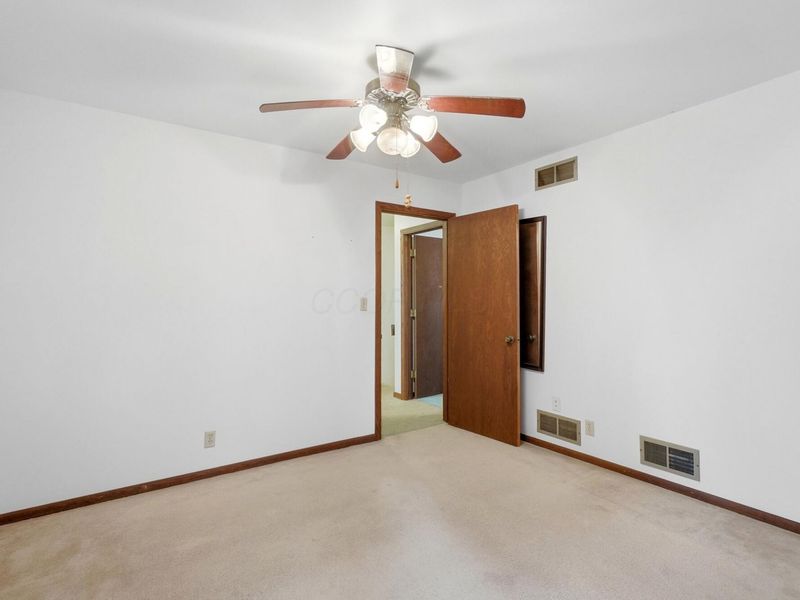 5598 London Groveport Road, Orient, OH 43146 Photo 38