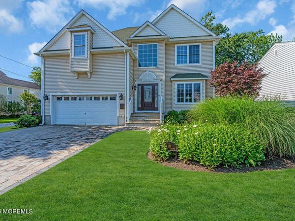 419 Central Avenue, Spring Lake, NJ 07762