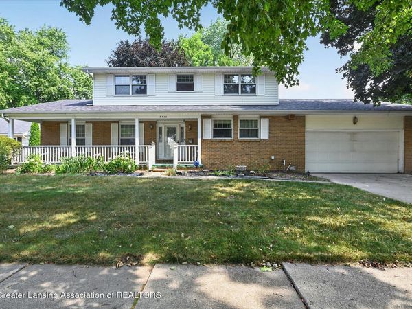3412 Sandhurst Drive, Lansing, MI 48911