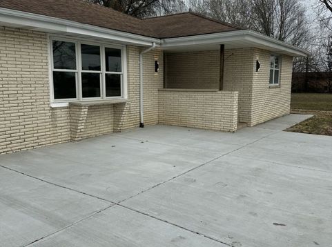 Main Photo