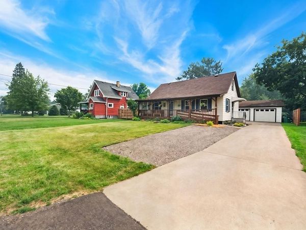 220 E Locust Street , Duluth, MN 55811