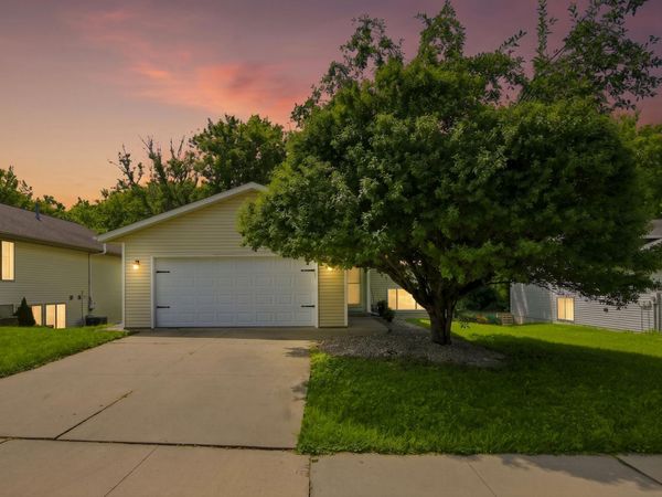 3814 Strathmore Lane SE, Rochester, MN 55904