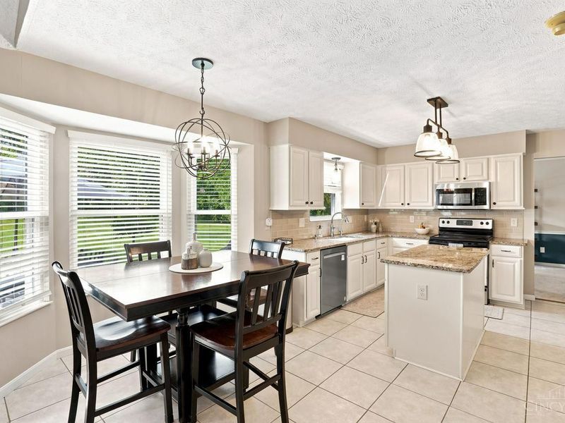 8843 Steeplechase Way, West Chester, OH 45069 Photo 15