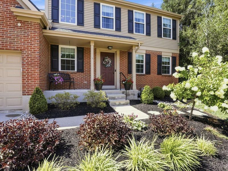 8843 Steeplechase Way, West Chester, OH 45069 Photo 2