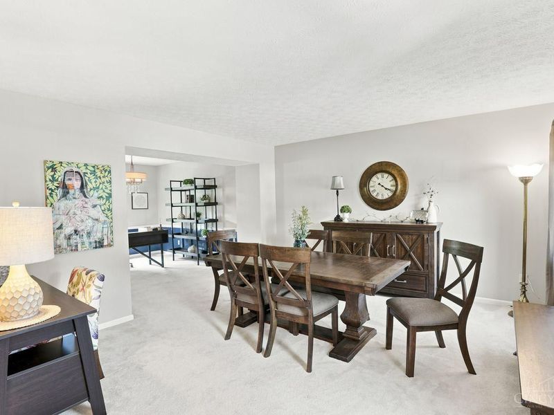 8843 Steeplechase Way, West Chester, OH 45069 Photo 6