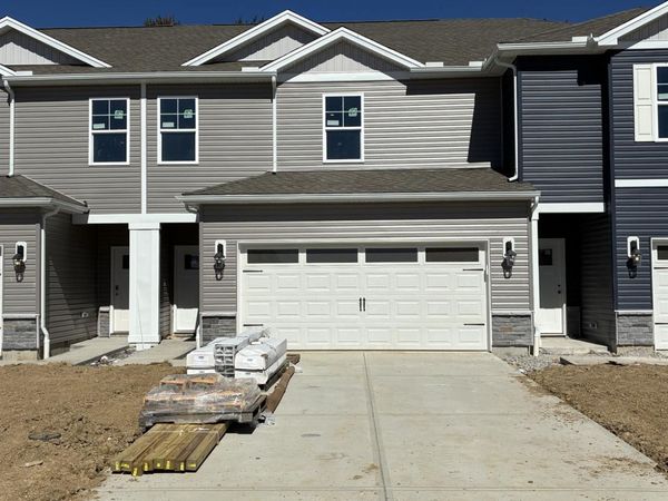 1838 Vista Lake Drive, Goshen Twp, OH 45122