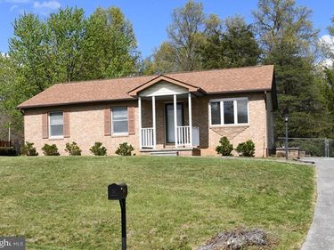 218 BLUEBIRD DRIVE , STEPHENS CITY, VA 22655