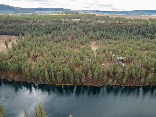 52282 Woods Ln, Ford, WA 99013