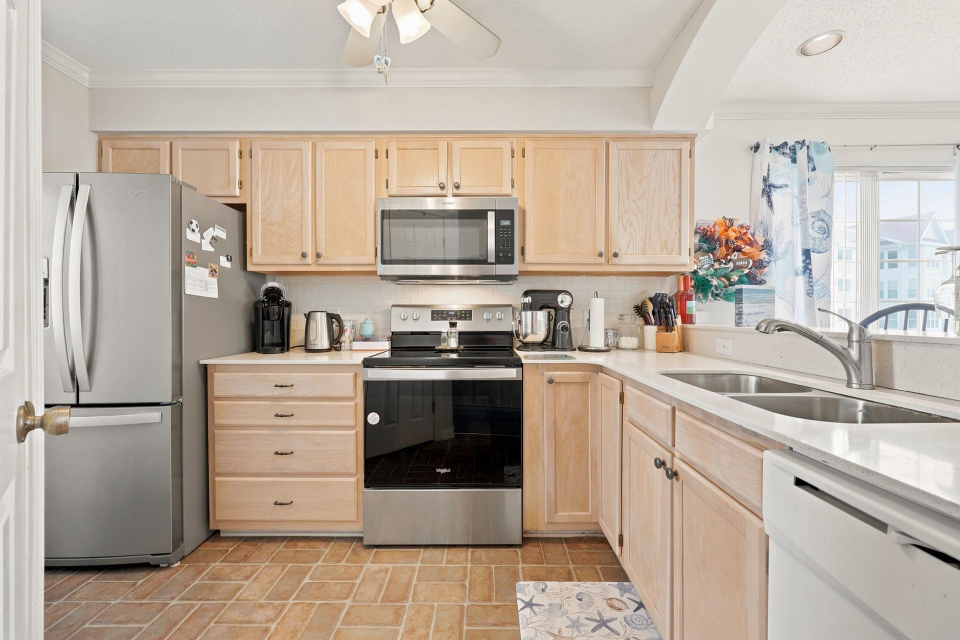 4616 Greenbriar Dr.  Photo 10