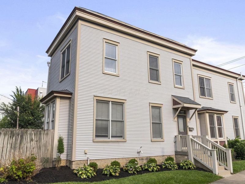 950 N 6th Street, Columbus, OH 43201 Photo 1
