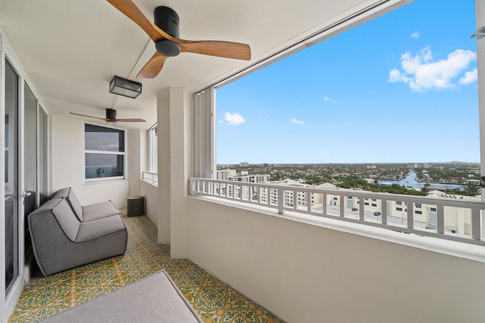 1340 N Ocean Boulevard, Unit 1709, Pompano Beach, FL 33062 Photo