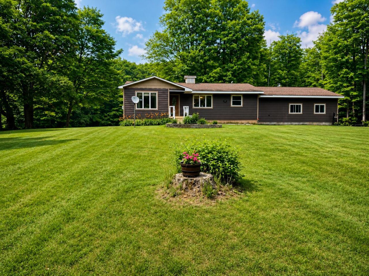 15060 County Road 505, Newberry, MI 49868 Main Photo