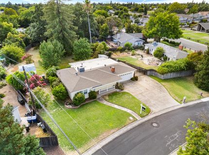 2661 Foothill Dr, Carmichael, CA 95608 Photo