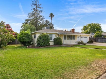 2661 Foothill Dr, Carmichael, CA 95608 Photo