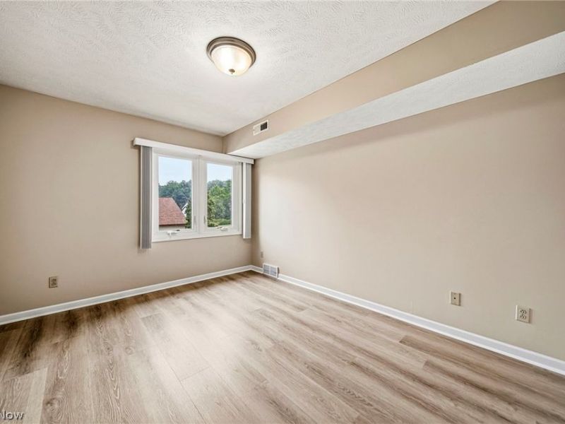 7194 Village Drive , Concord Township, OH 44060 Photo 16
