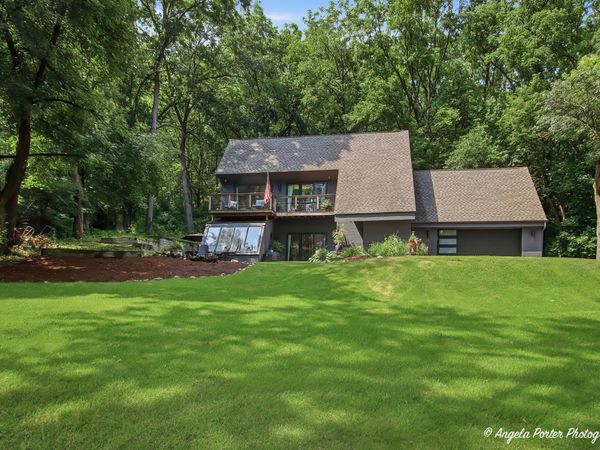 118 Brookbridge Road, Trout Valley, IL 60013