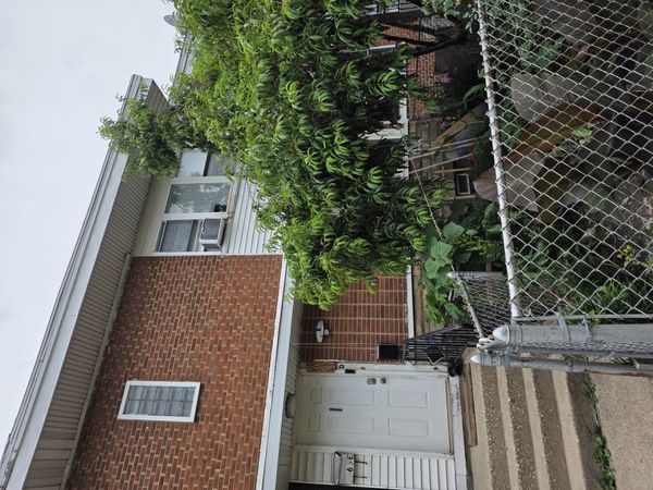 5065 W Gladys Avenue, Unit D, Chicago, IL 60644