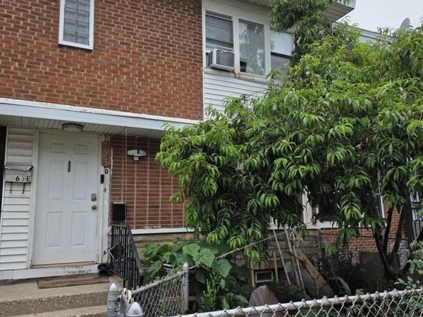 5065 W Gladys Avenue, Unit D, Chicago, IL 60644