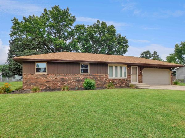4718 Terrang Trail, MACHESNEY PARK, IL 61115
