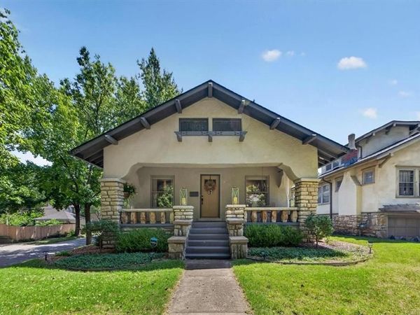 5801 CHARLOTTE Street, Kansas City, MO 64110