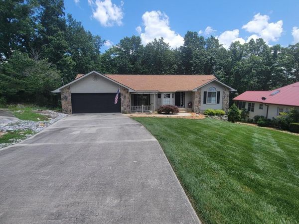 456 Snead Drive, Crossville, TN 38558