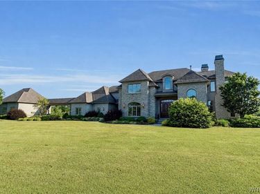 7260 Country View Lane , Clarence Center, NY 14032