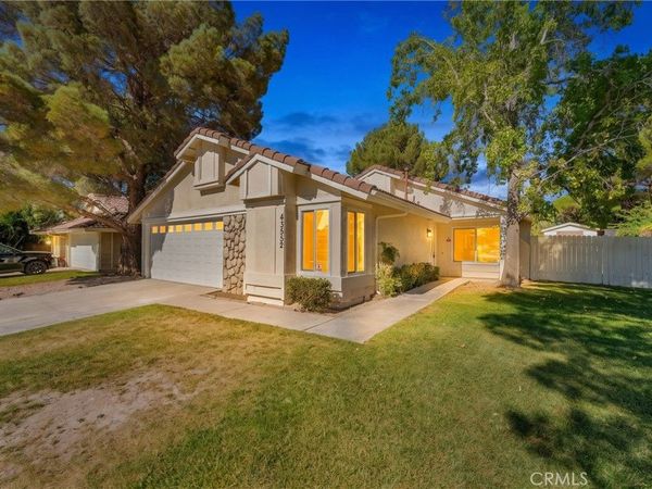 43552 Yew Street , Lancaster, CA 93536