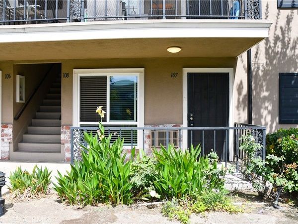 660 S Glassell , Orange, CA 92866
