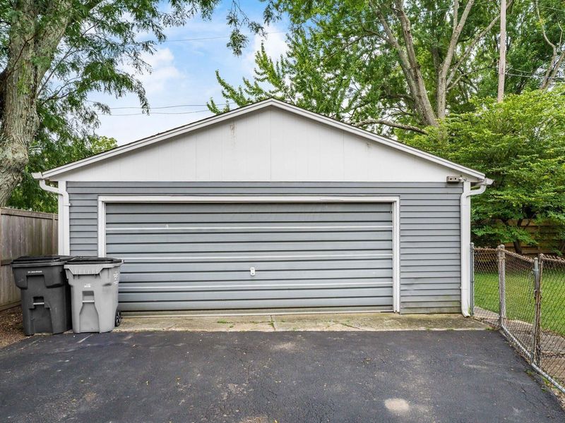 2097 Springhill Drive, Columbus, OH 43221 Photo 59