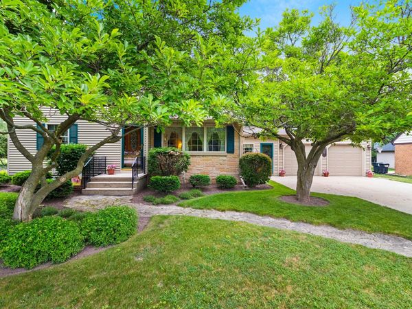 3316 Waldo Blvd, Manitowoc, WI 54220