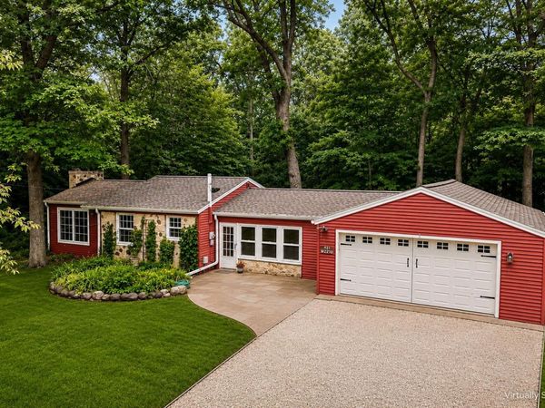 N31W22210 Green Road, Waukesha, WI 53186