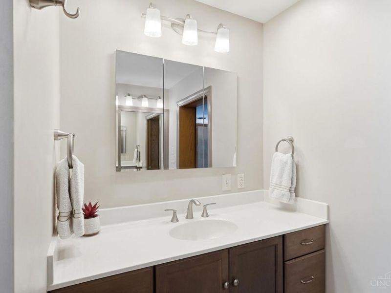 3475 McFarlan Road, Cincinnati, OH 45211 Photo 44