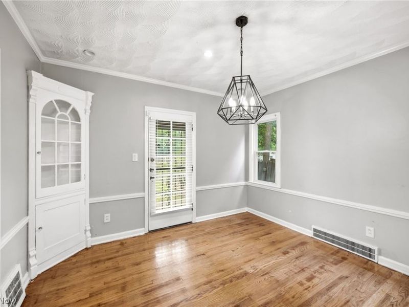 3870 Silsby Road , University Heights, OH 44118 Photo 8