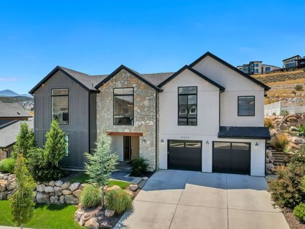 14224 S SUMMIT CREST LN , Herriman, UT 84096