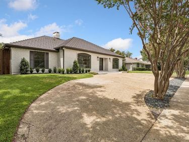 7124 Meadow Road, Dallas, TX 75230
