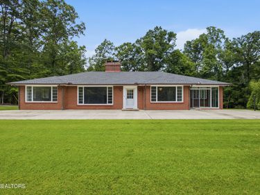 140 Magna Vista Drive, Harriman, TN 37748