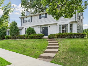 1605 Edgcumbe Road, Saint Paul, MN 55116