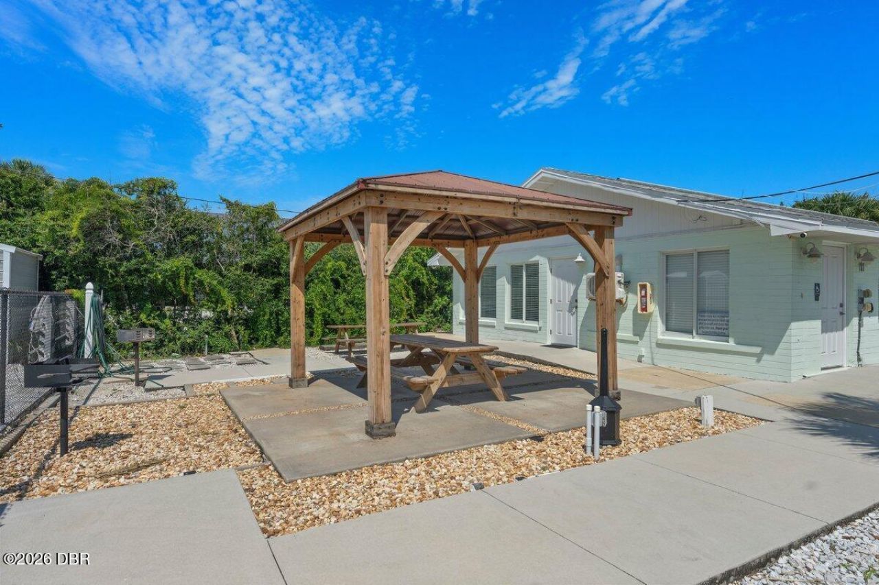1708 S Atlantic Avenue, New Smyrna Beach, FL 32169 Photo