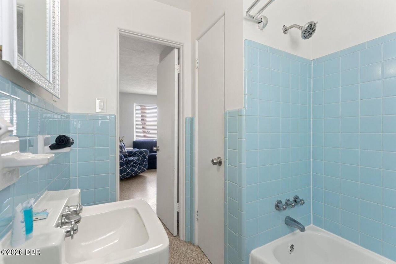 1708 S Atlantic Avenue, New Smyrna Beach, FL 32169 Photo