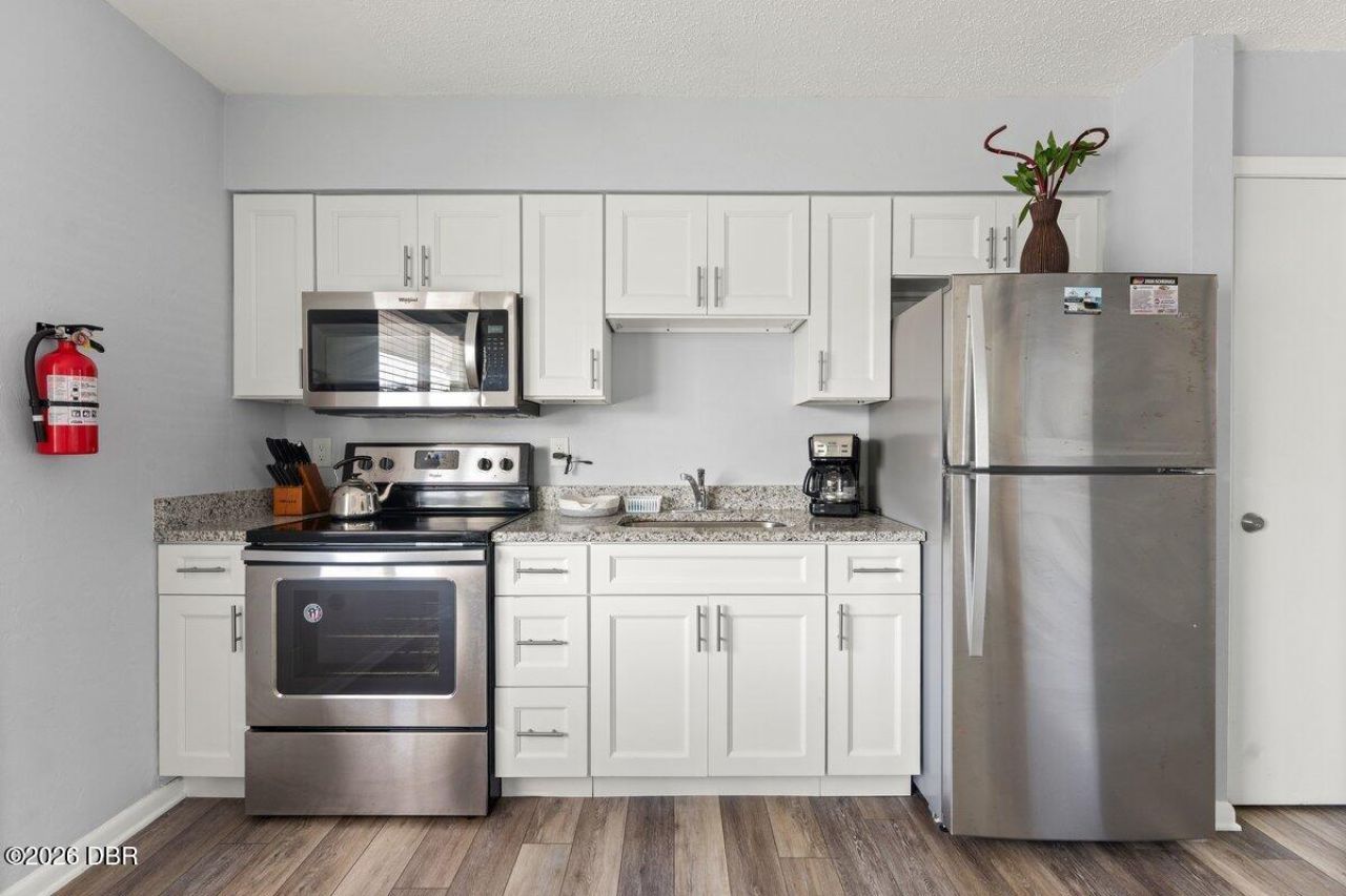 1708 S Atlantic Avenue, New Smyrna Beach, FL 32169 Photo