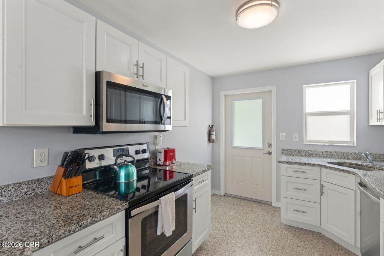 1708 S Atlantic Avenue, New Smyrna Beach, FL 32169 Photo