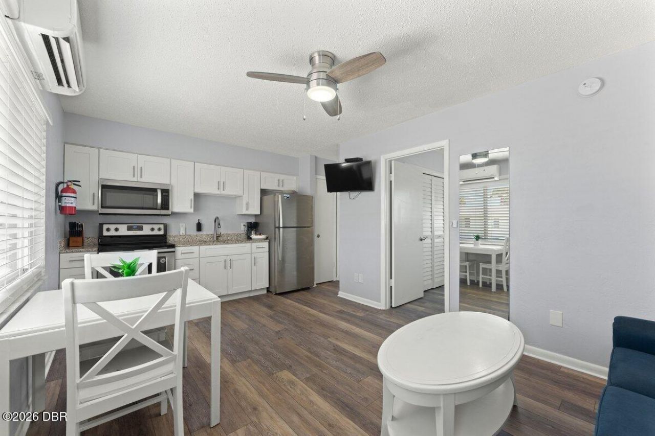 1708 S Atlantic Avenue, New Smyrna Beach, FL 32169 Photo