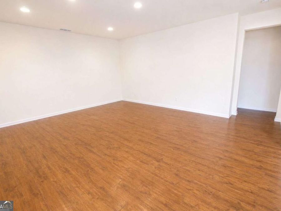Property Image 79