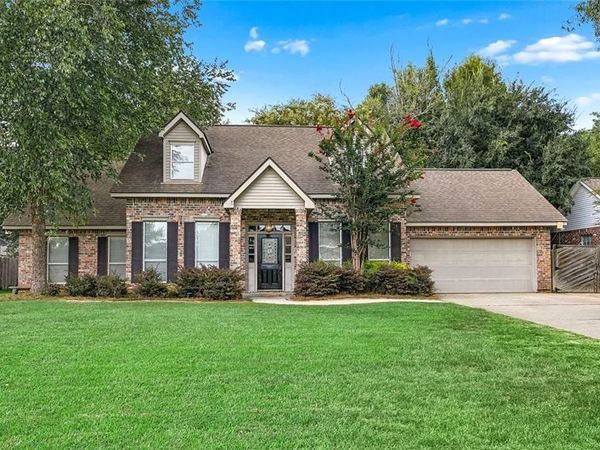 1317 FAIRFIELD Drive , Mandeville, LA 70448