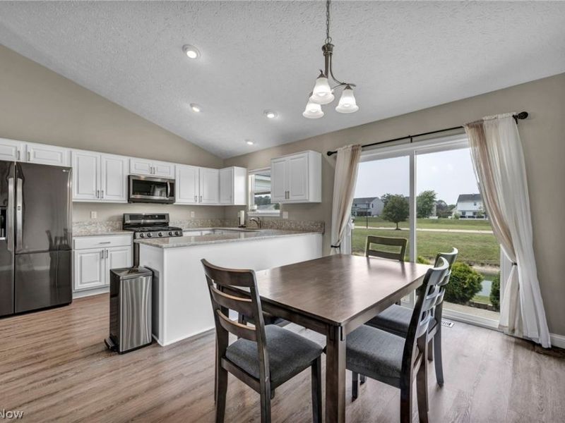 6108 Greenview Trail, North Ridgeville, OH 44039 Photo 19